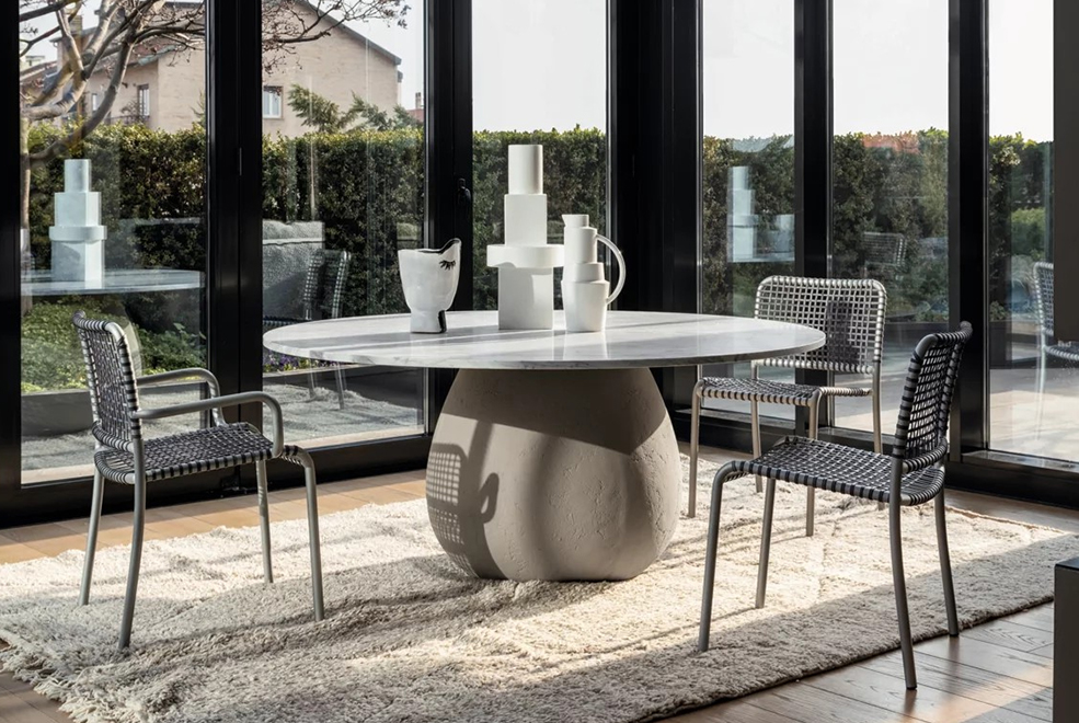 Bàn ăn Next 232/236