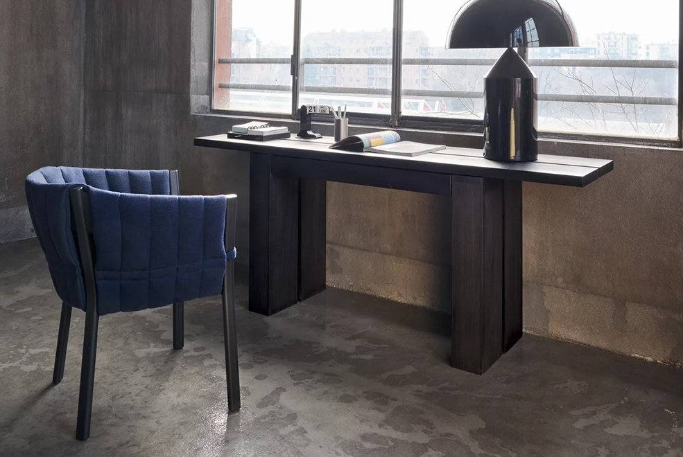 Yelek Chair thumbnail